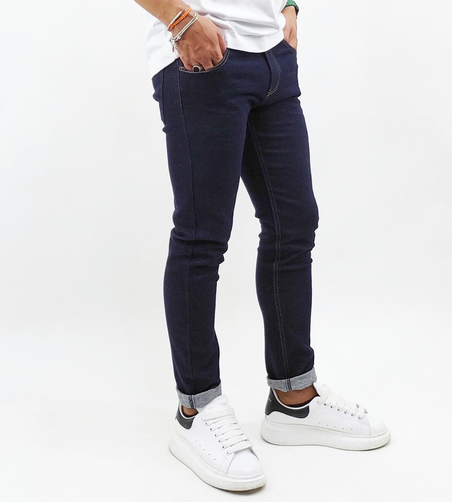 Decolorazione Schiarire Jeans Con Candeggina Vestiti Che Stingono