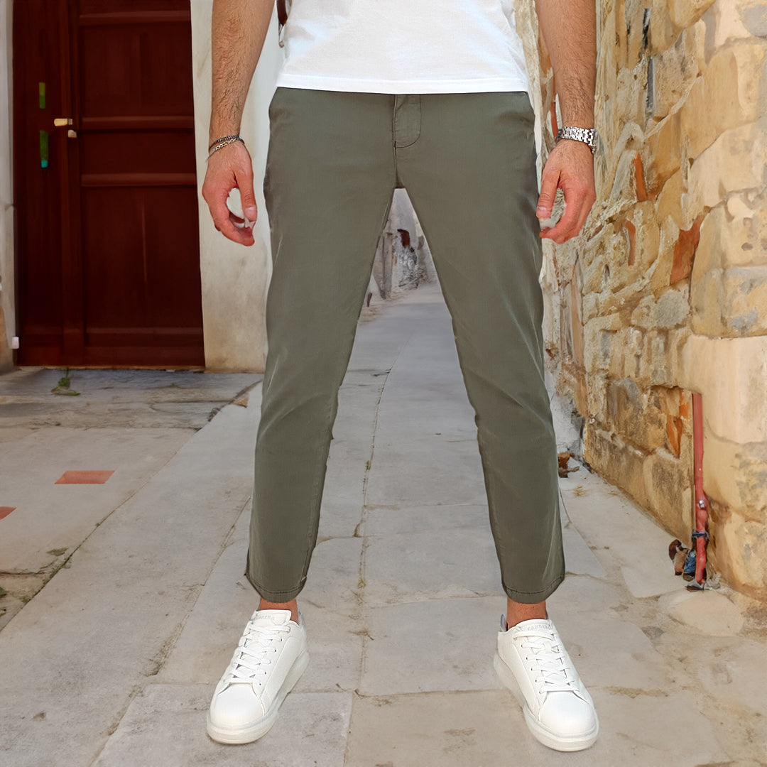 Pantalone Cotone modello Capri in colore verde army