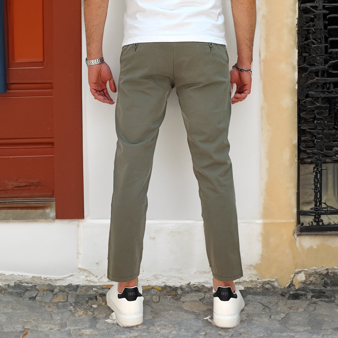 Pantalone Cotone modello Capri in colore verde army