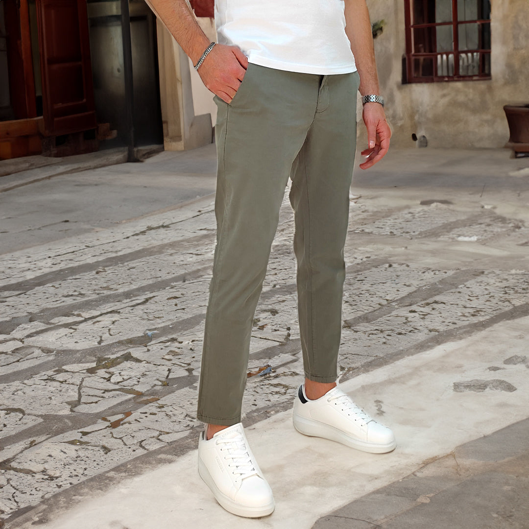 Pantalone Cotone modello Capri in colore verde army