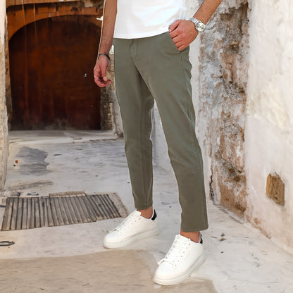 Pantalone Cotone modello Capri in colore verde army